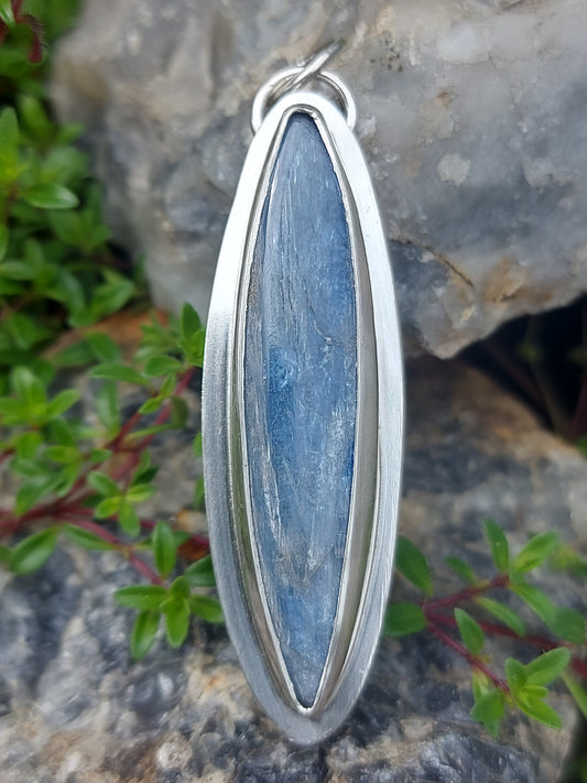 Kyanite sterling silver pendant