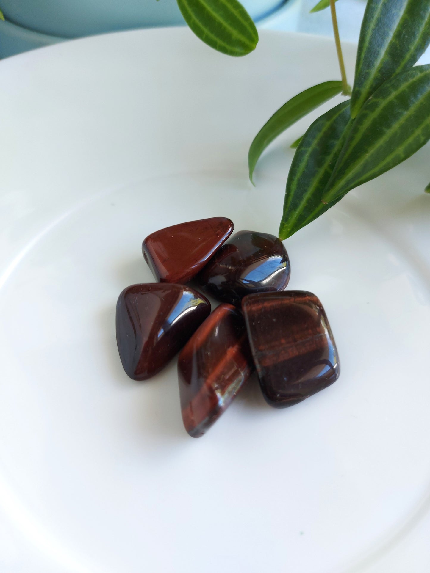 red tiger eye gemstone