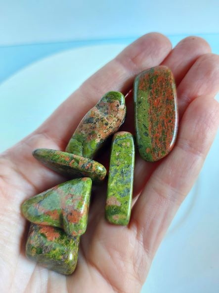 unakite tumbled stone