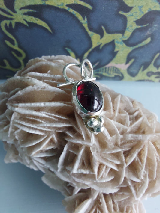 Garnet gemstone silver pendant