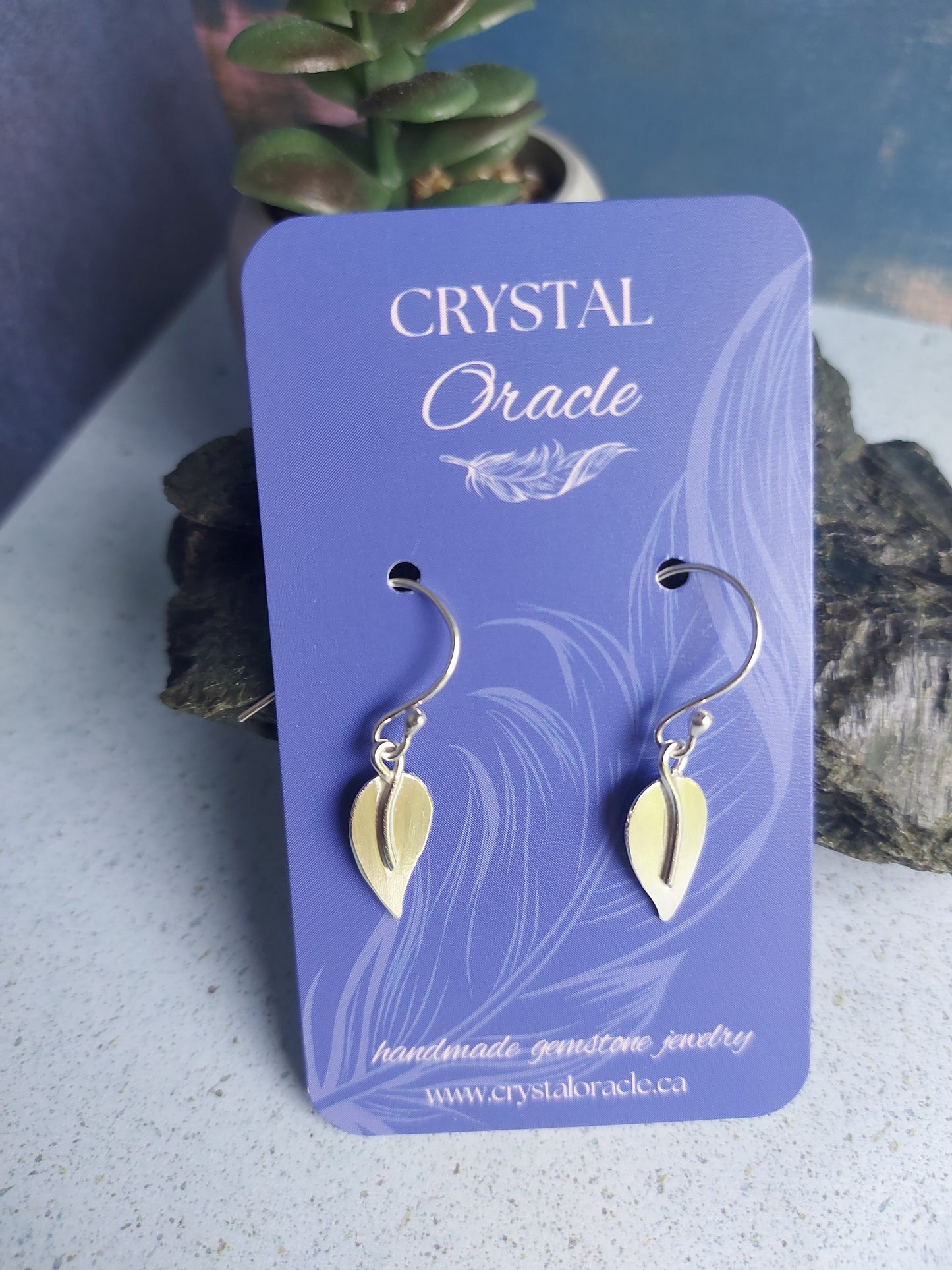 Leaf dangle earrings
