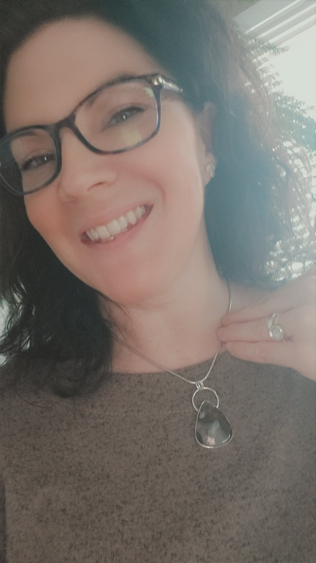 brown and white agate slice open back  sterling silver pendant
